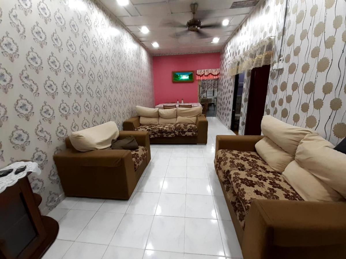 Bemban Garden Homestay Batu Gajah Bagian luar foto
