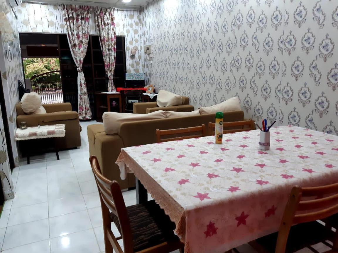 Bemban Garden Homestay Batu Gajah Bagian luar foto